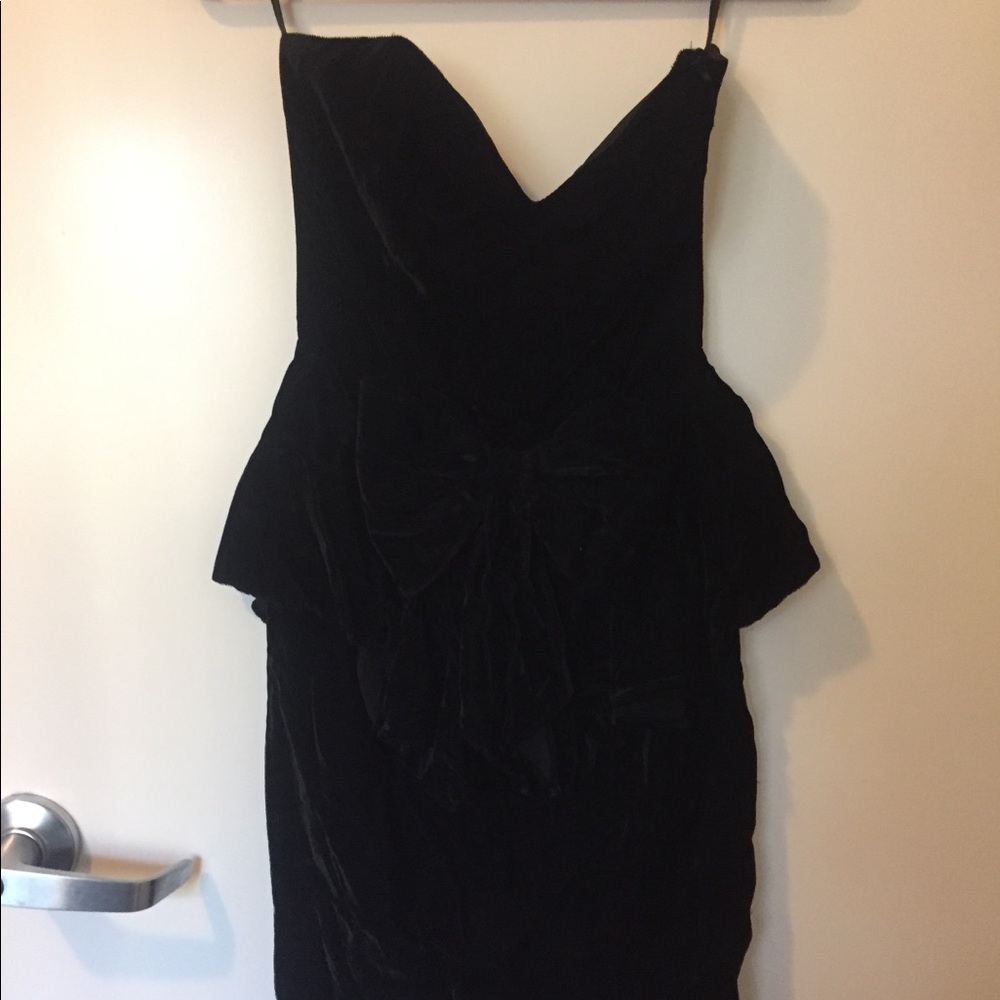 Vintage Black Velvet Strapless Homecoming Dress
